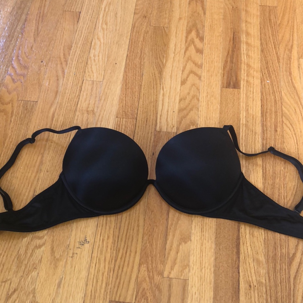 Victoria’s Secret wear everywhere push up bra